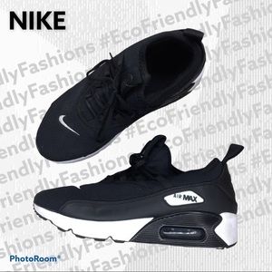 Nike Women’s Air Max 90 EZ Black White Sz 7